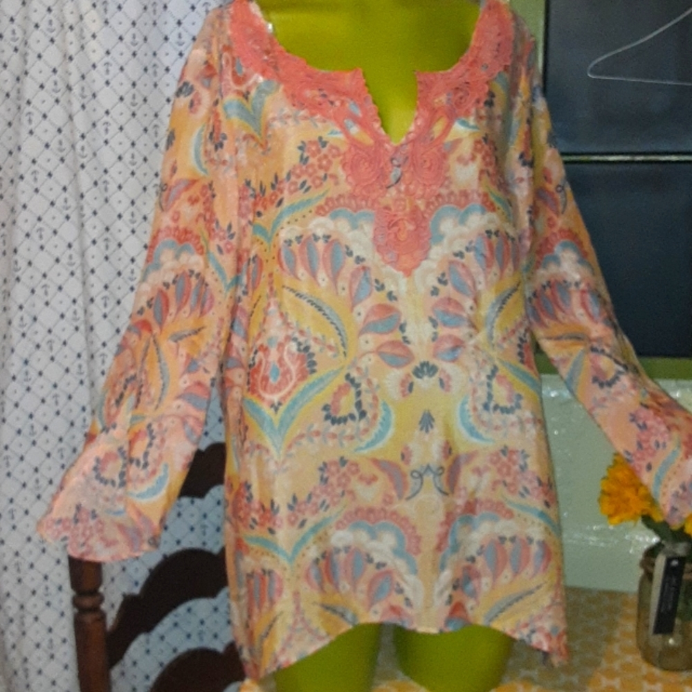Ladies nwt Zac & Rachel top,cover up